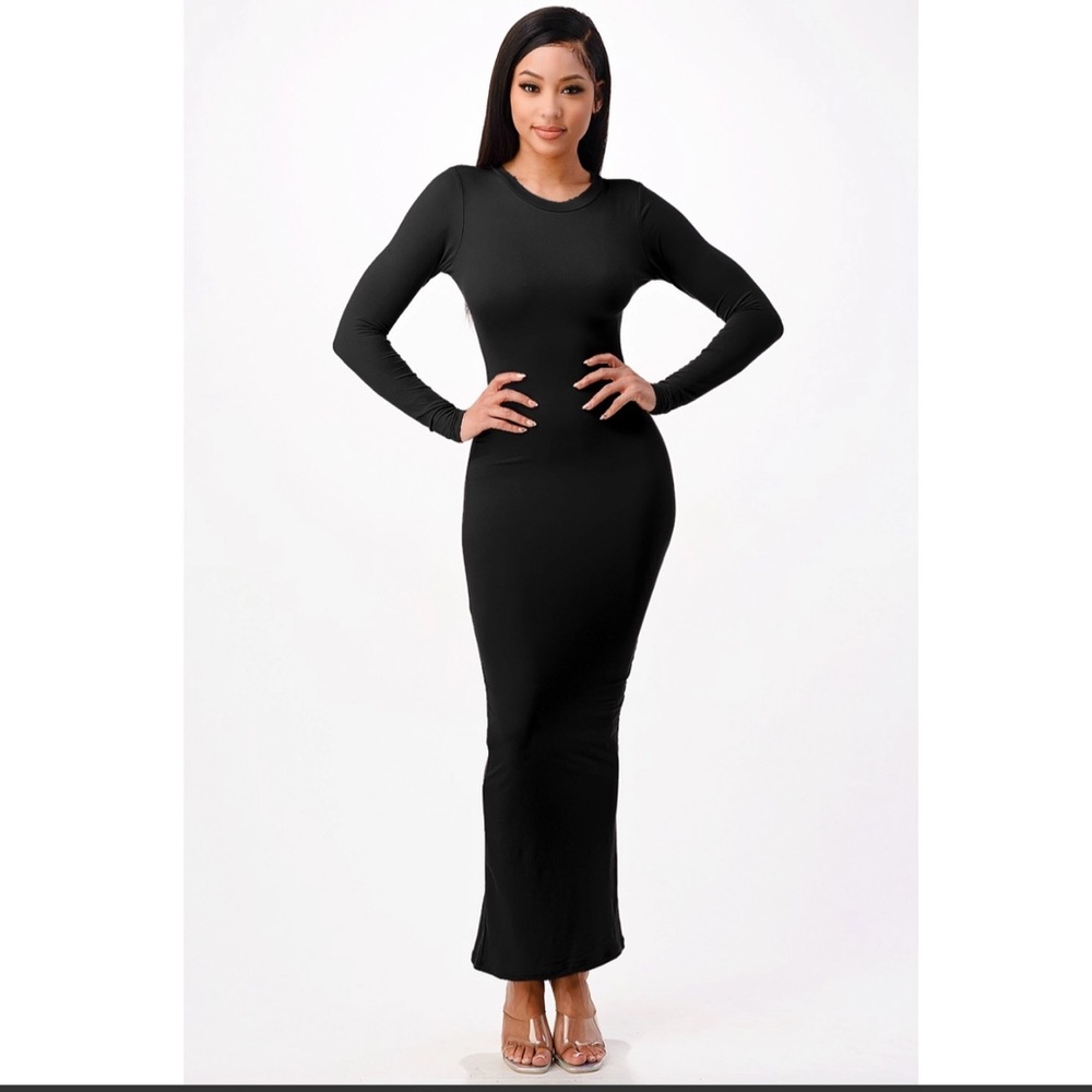Black Long Sleeve Crew Neck Maxi Dress